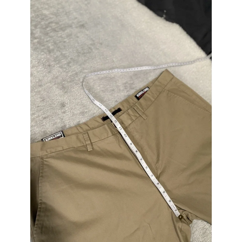 New Kirkland Men's Chino Pants Size 42x30 Standard Fit Beige Trousers‎ Stretch